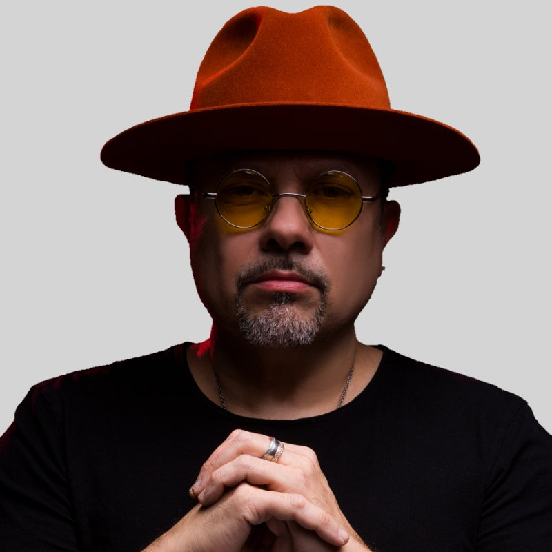 LOUIE VEGA